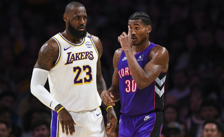  Los Lakers Remontan en la Segunda Mitad y Vencen a los Raptors 123-103