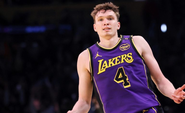  Los Angeles Lakers brillan en una noche histórica de Dalton Knecht: victoria 124-118 ante Utah Jazz